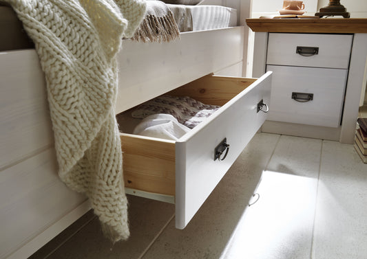 Ehtne ja ajatu: miks ei lähe täispuit kunagi moest?